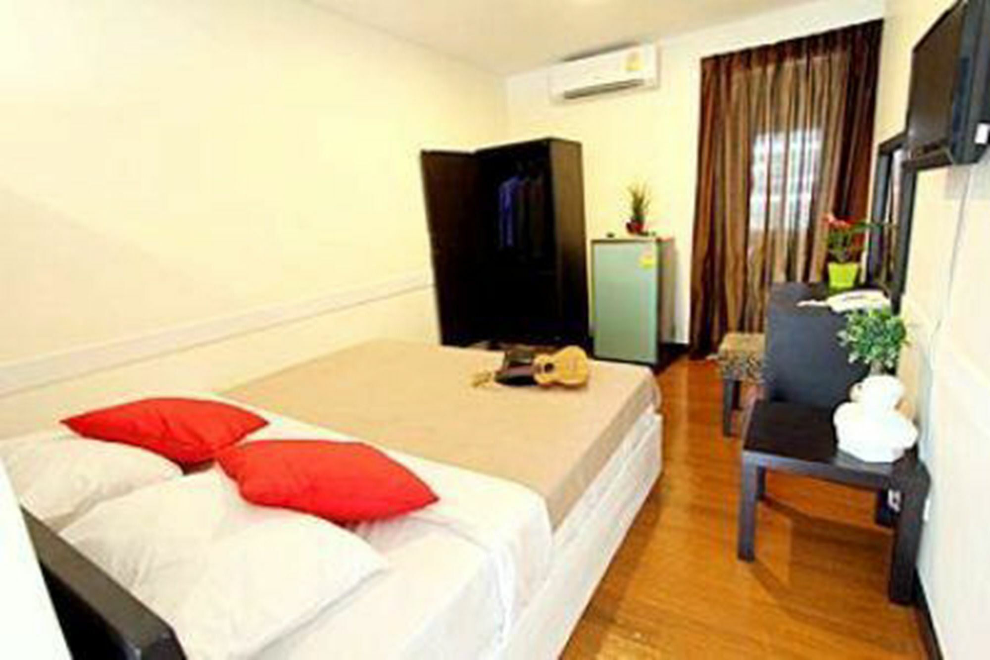 Hotel Leesort @ Onnuch Bangkok Exterior foto
